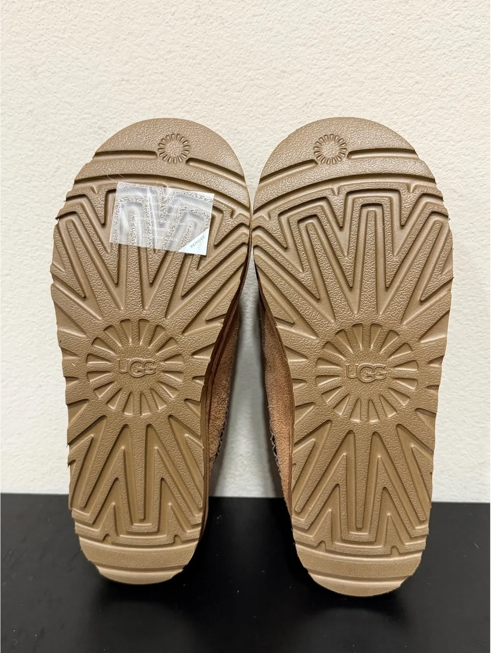 Size 9 - UGG Men’s Tasman 2 Slipper “Chestnut”